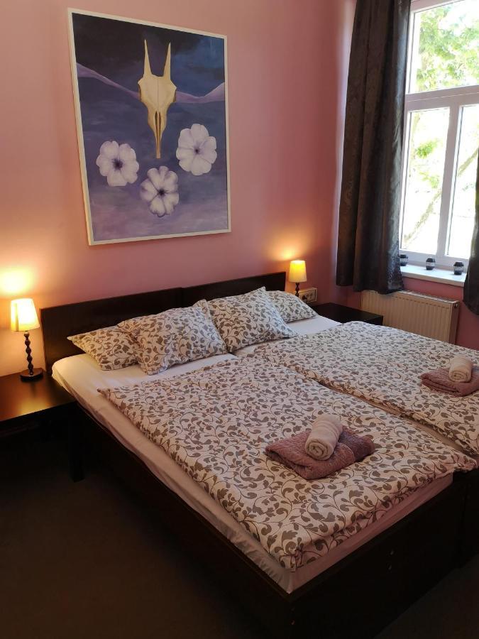 Vila Veselova, Ljubljana City Center Hostel Ngoại thất bức ảnh