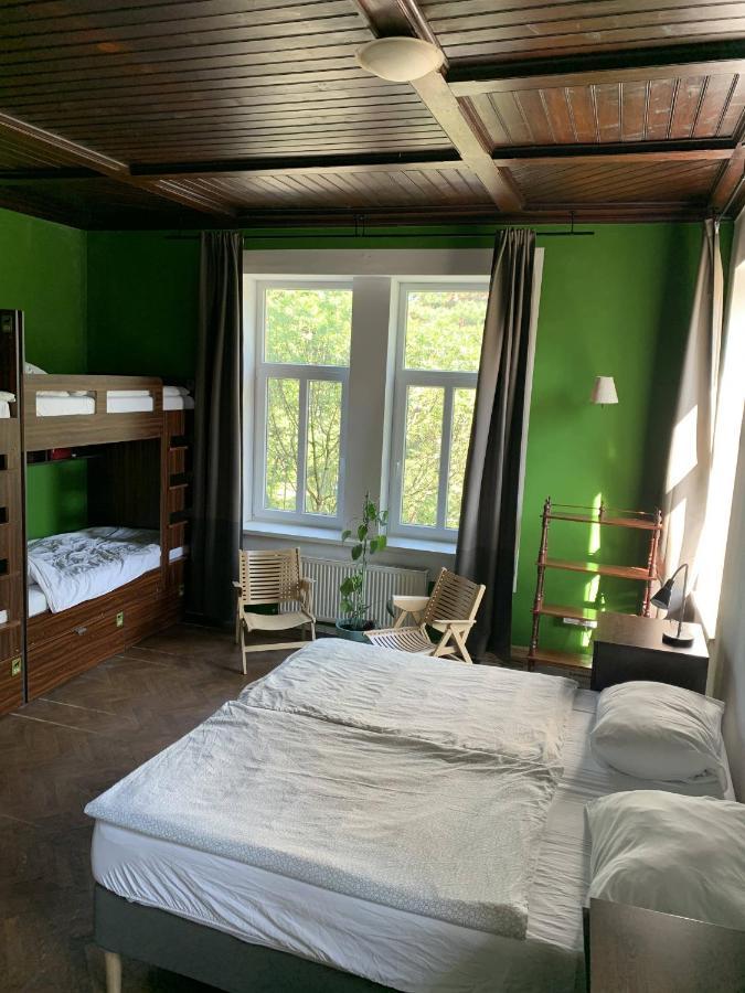 Vila Veselova, Ljubljana City Center Hostel Ngoại thất bức ảnh